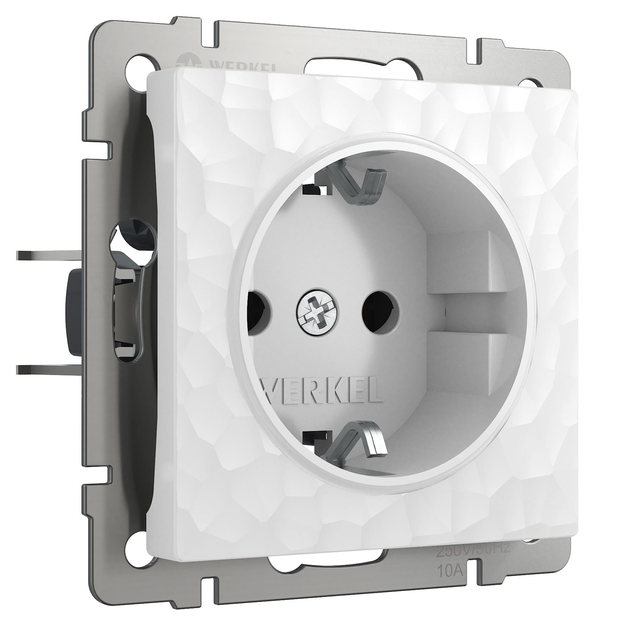Розетка с заземлением белый Werkel W1271001