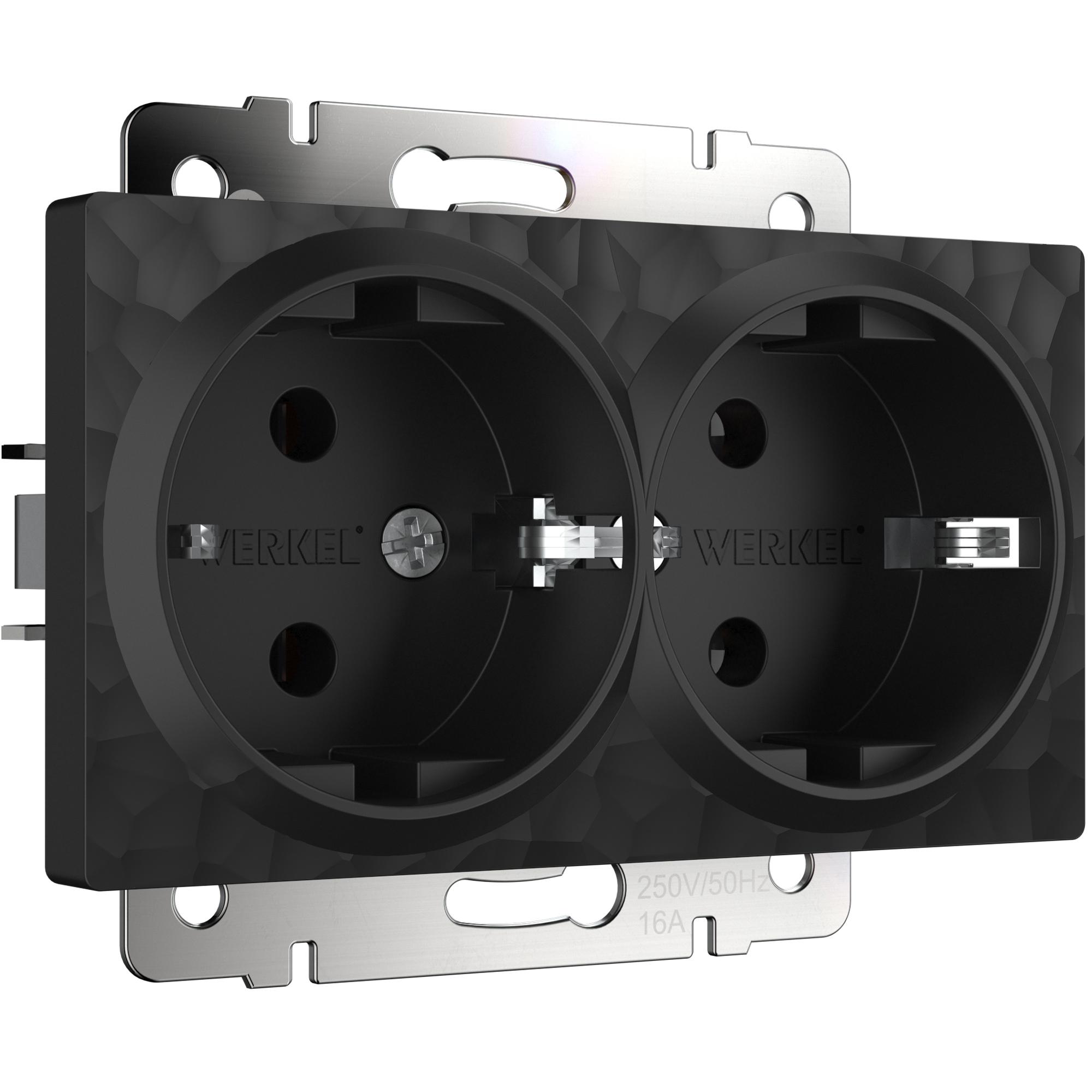 Розетка двойная с заземлением черный Werkel W1272008